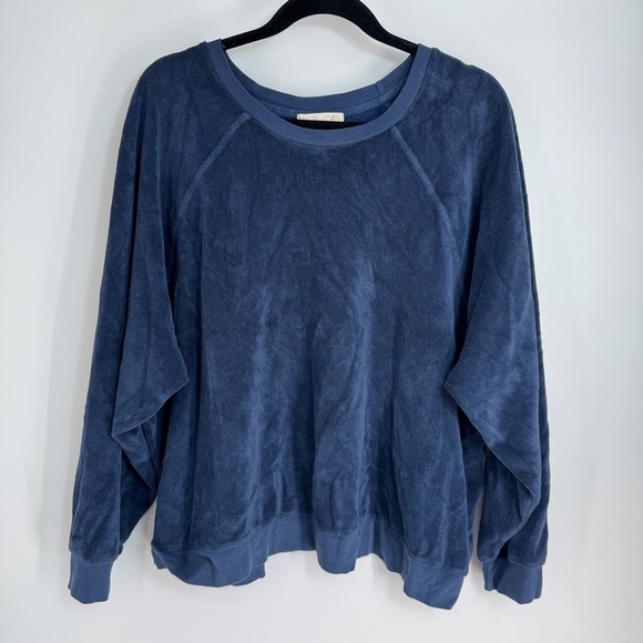 Suzie Kondi Velour Long Sleeve Crewneck Full Length Sweater - Picture 1 of 3